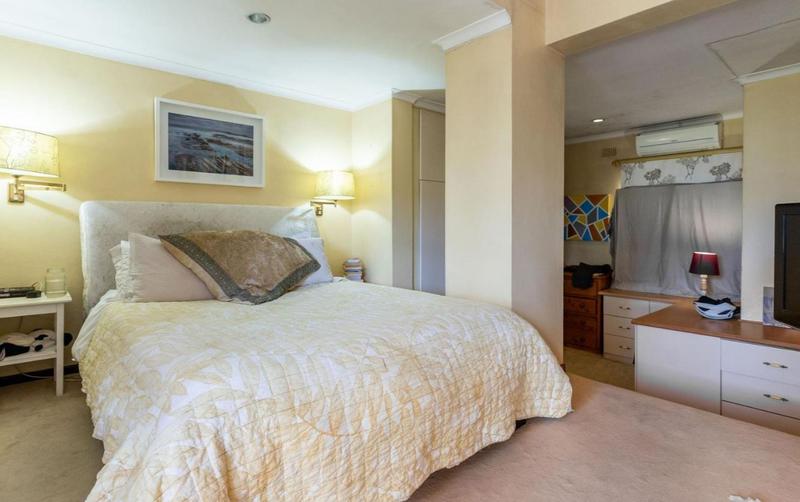 4 Bedroom Property for Sale in Hout Bay Western Cape